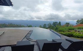 Munduk Tentrem Resort