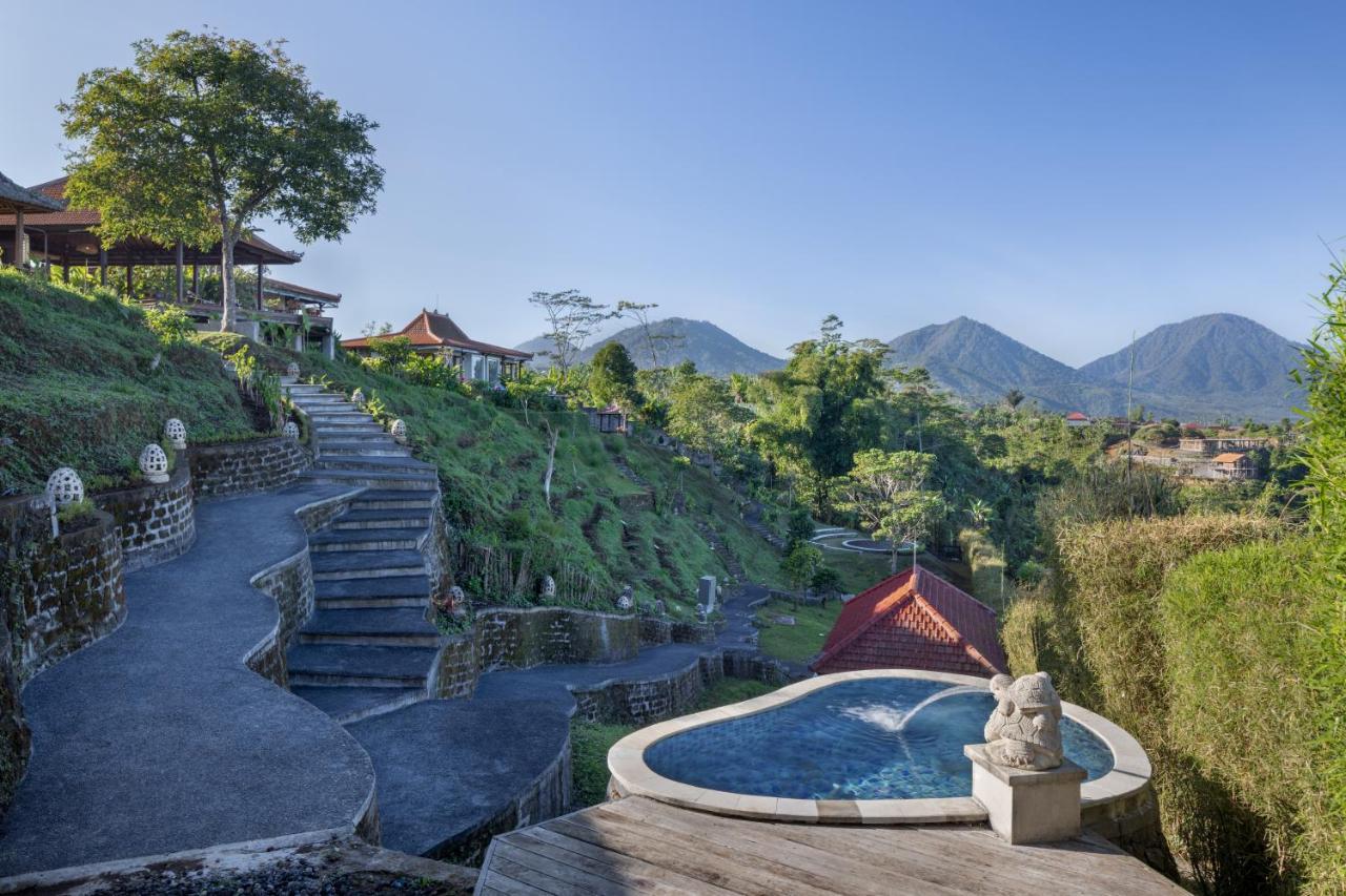 Munduk Tentrem Resort Exterior photo